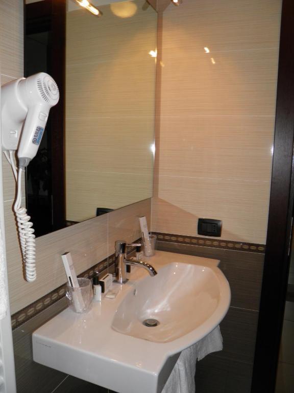 Hotel I Crespi Гросето Стая снимка