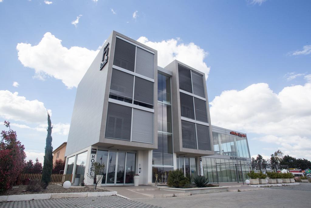 Hotel I Crespi Гросето Екстериор снимка