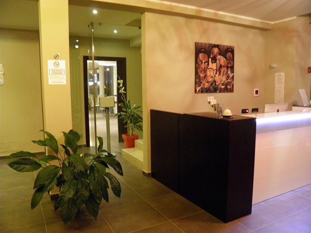 Hotel I Crespi Гросето Екстериор снимка
