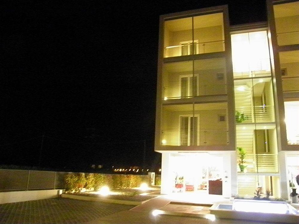 Hotel I Crespi Гросето Екстериор снимка